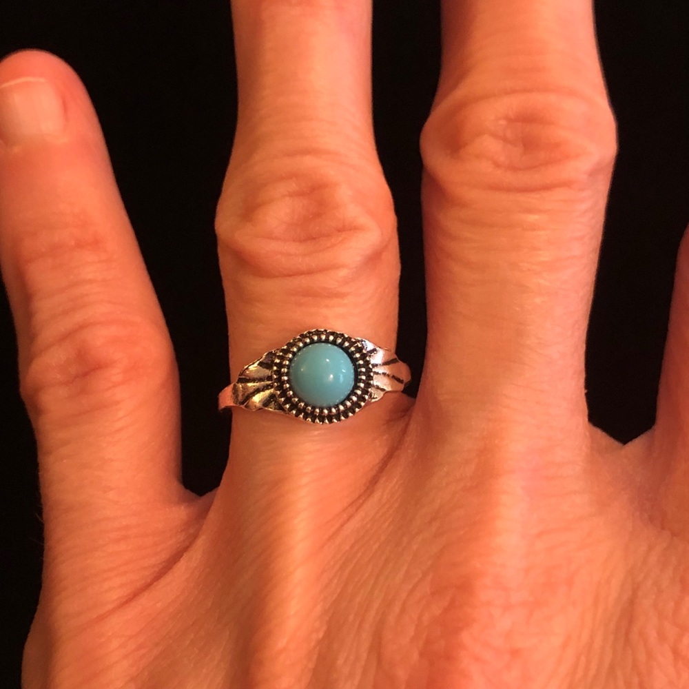 Silver Tone and Blue Stone Ring